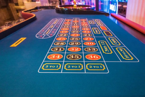 Round outcome display and payout confirmation on dinda77